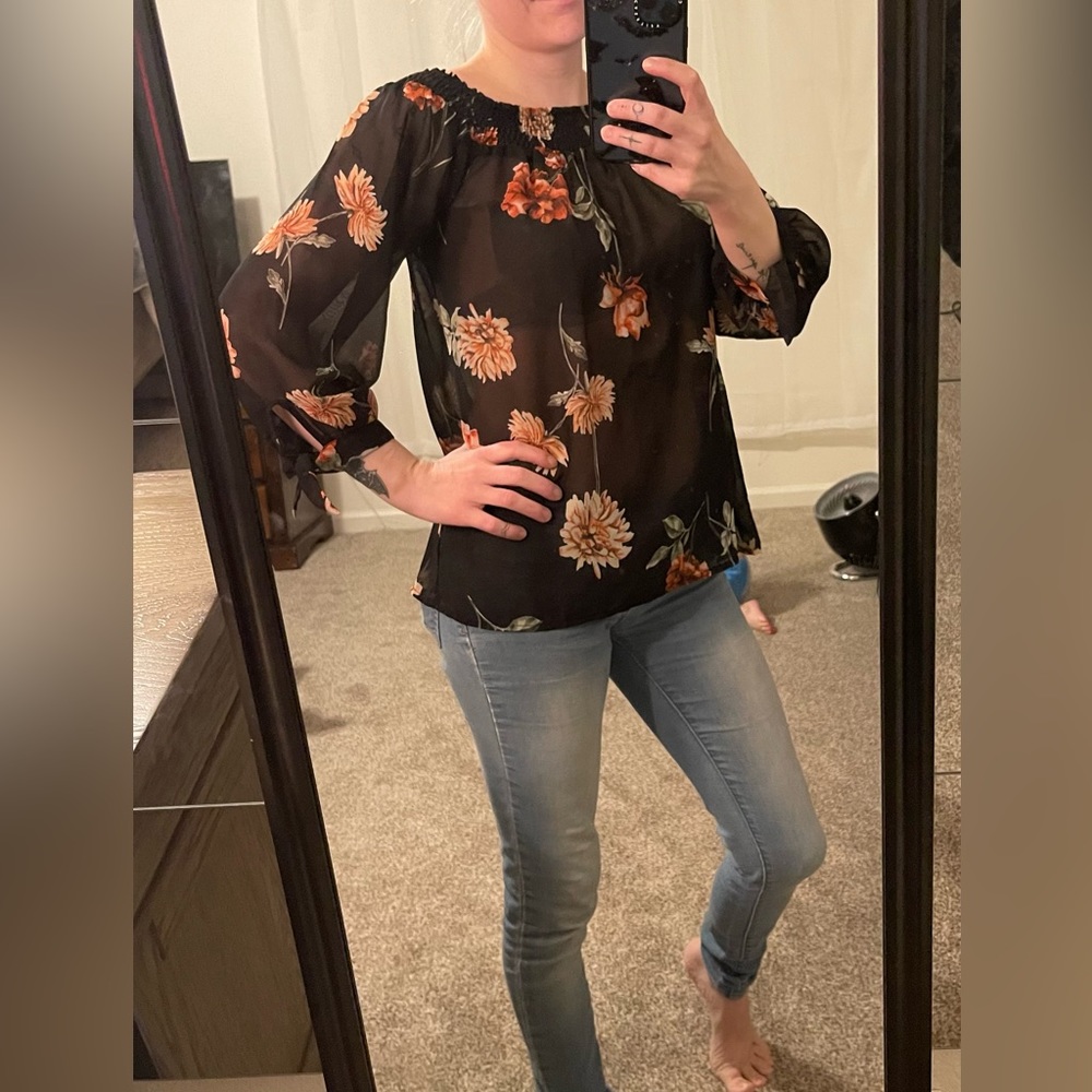 Timing Floral optional Off The Shoulder Blouse, Size Small,